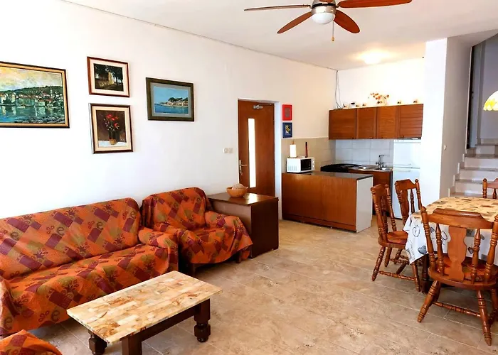 아파트 Amazing View Over The *